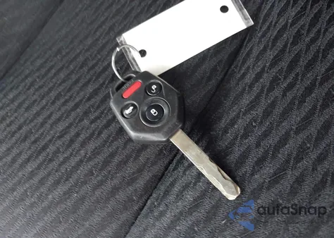 2010 Subaru Outback 2.5I z USA, uszkodzony, nr VIN 4S4BRBAC0A3323446